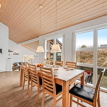Feriehus Lovely With Hot Tub And Sauna Near Sondervig